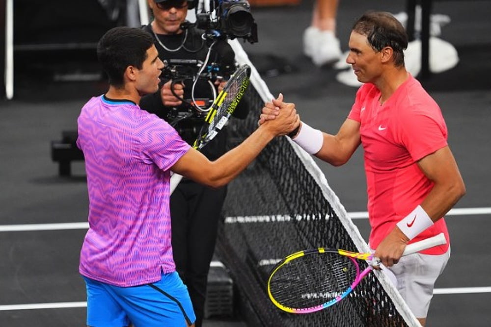 Alcaraz vince il Netflix Slam, ma Nadal dà spettacolo a Las Vegas