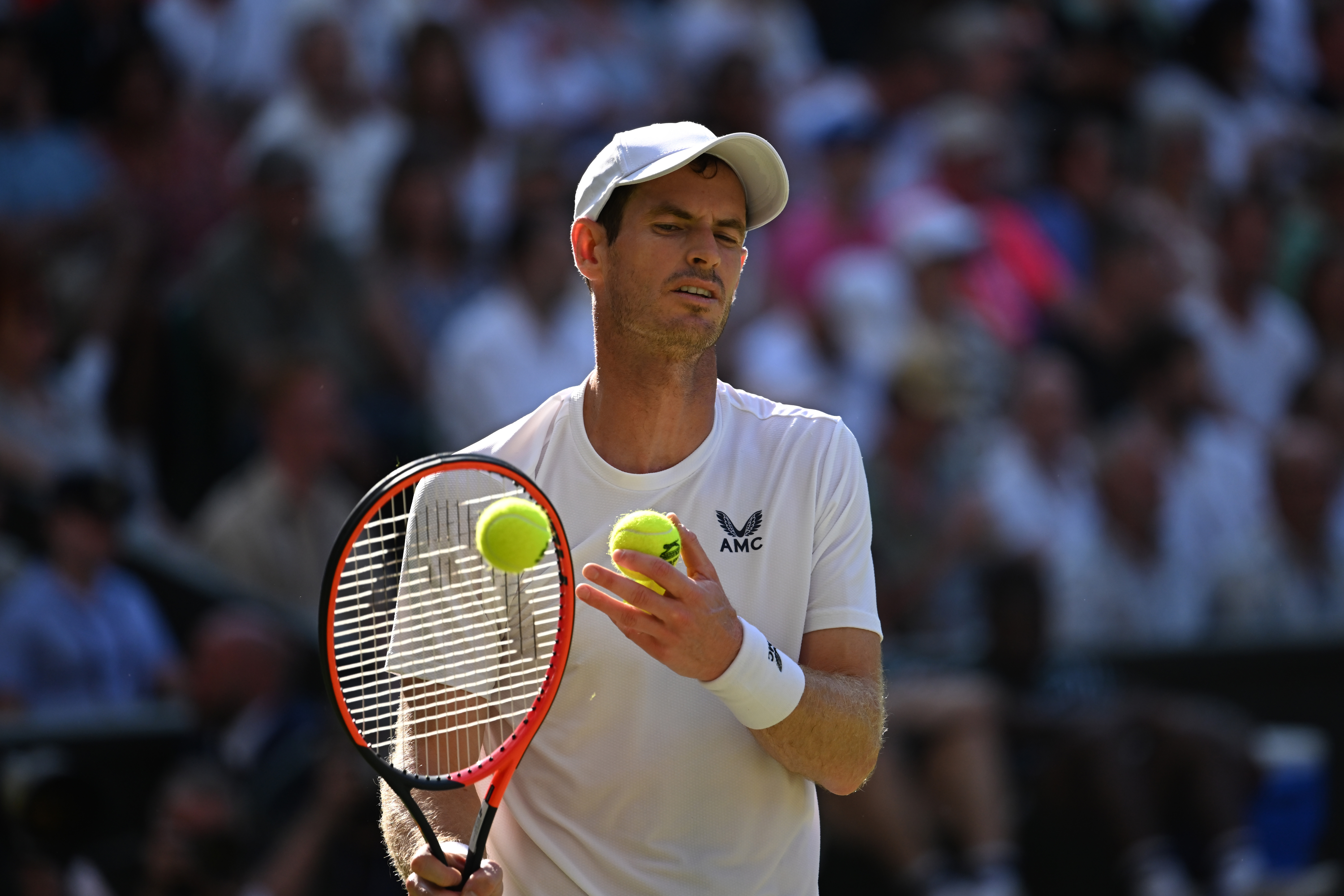 Grave infortunio alla caviglia per Murray: lungo stop in vista