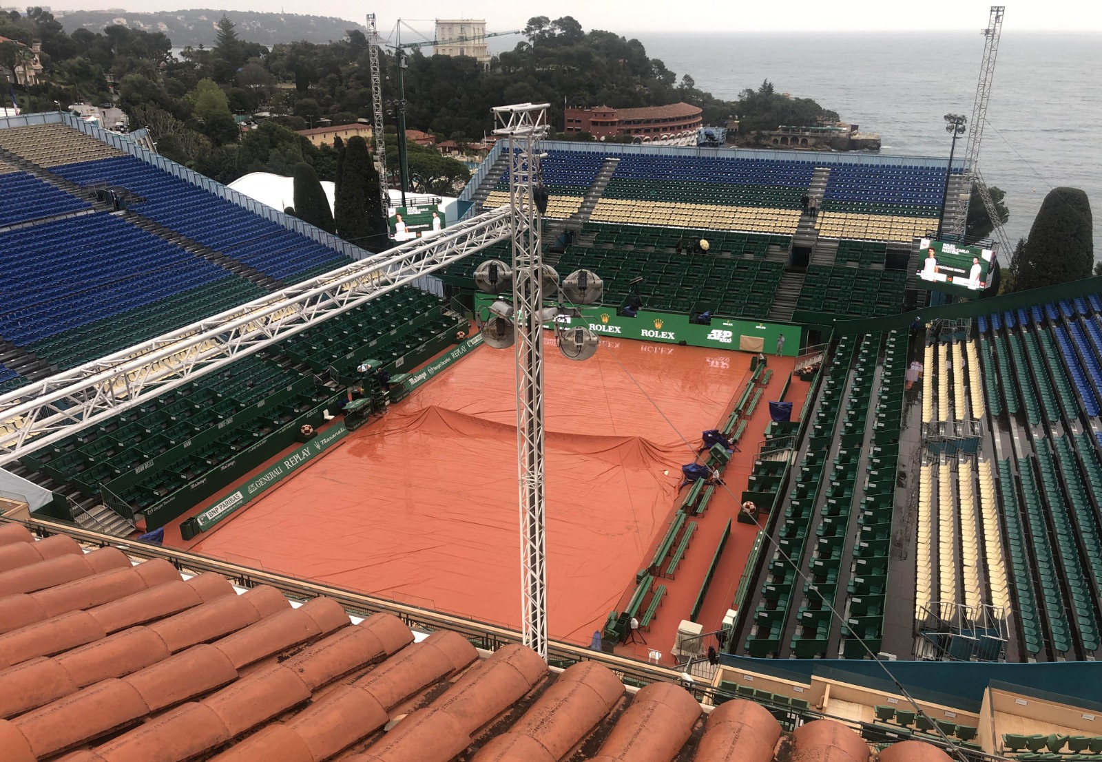 Montecarlo, la pioggia rimanda l’inizio degli incontri