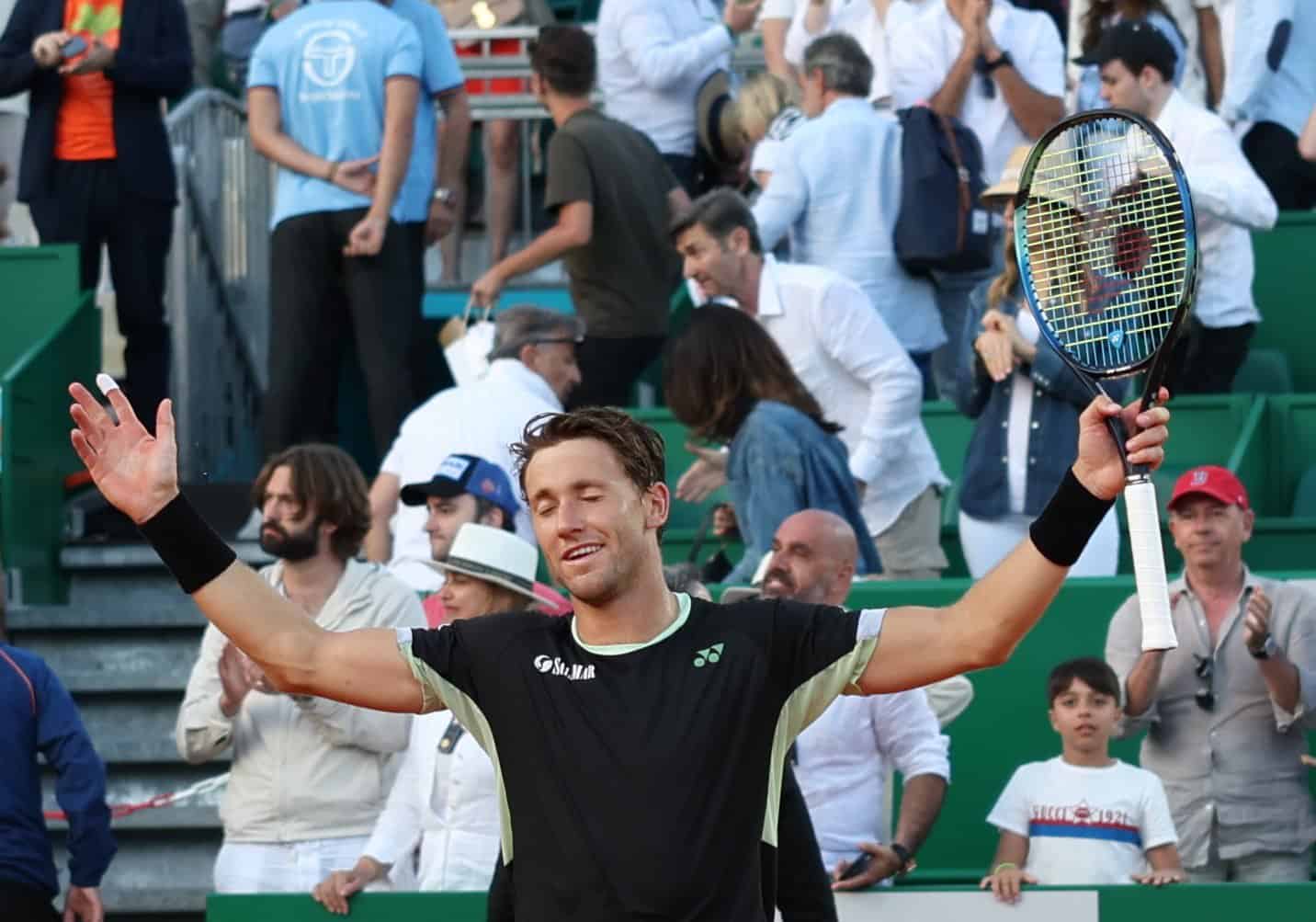 Che impresa per Casper Ruud: sconfitto Djokovic, è in finale nel Principato