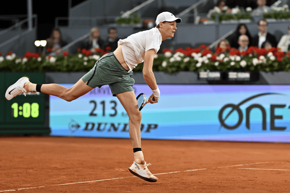 Madrid, Sinner rimonta Khachanov e vola ai quarti di finale