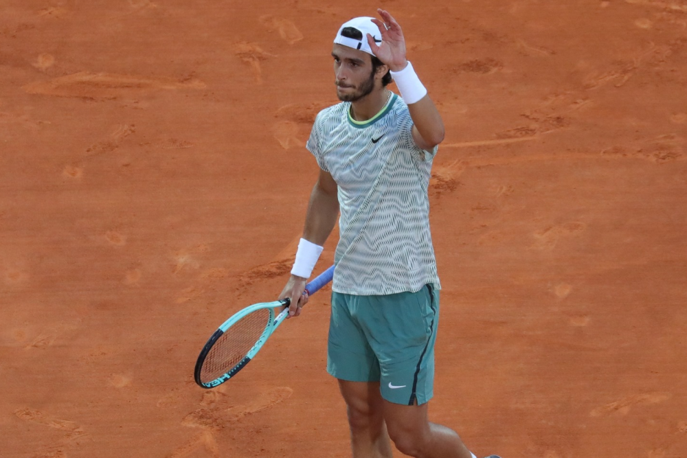 Musetti illumina la notte di Montecarlo: sfiderà Djokovic agli ottavi