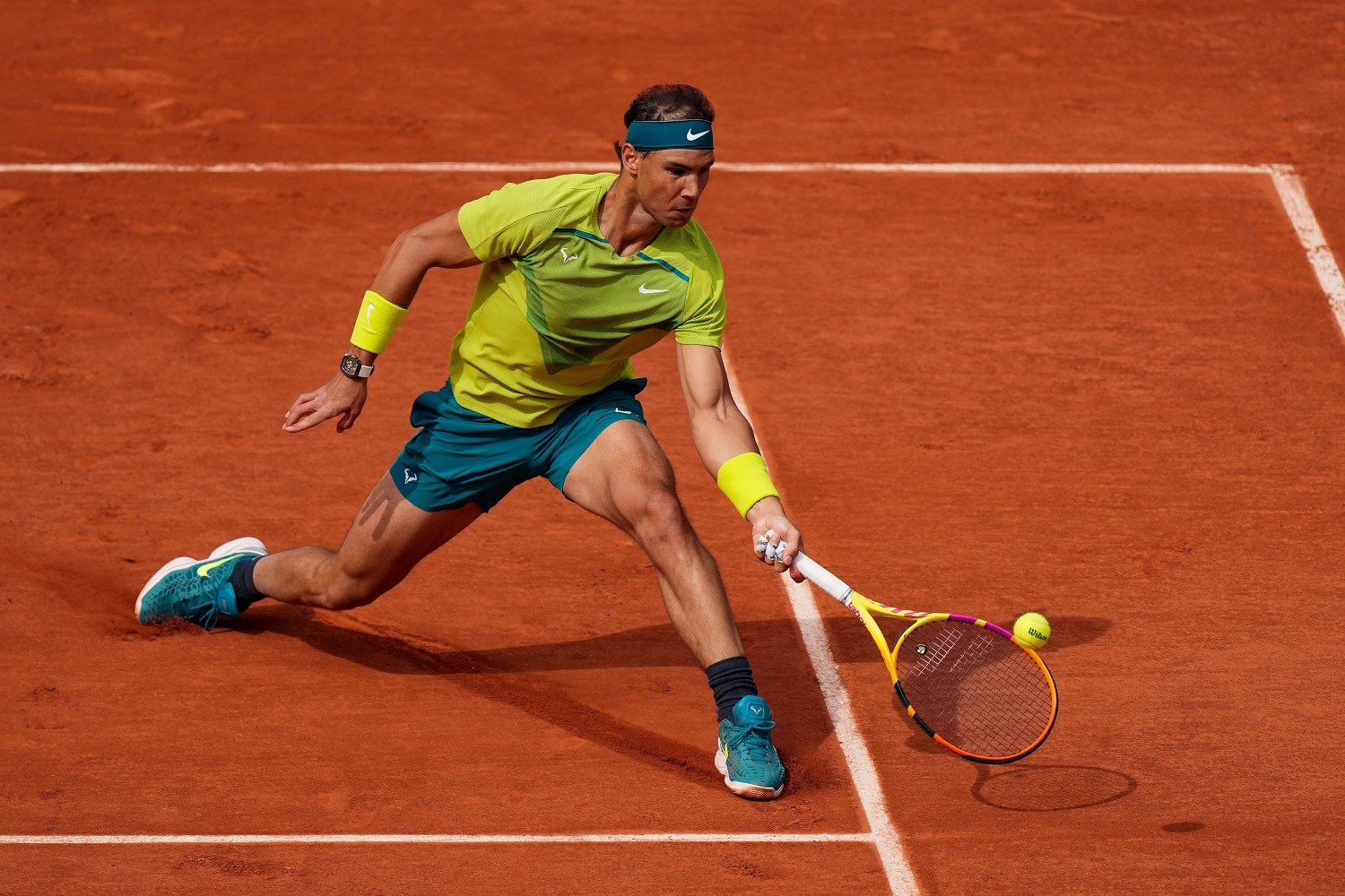Rafael Nadal torna e vince all’esordio a Barcellona. Sconfitto Cobolli in due set