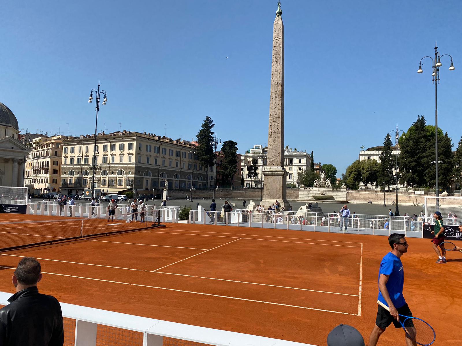 Inaugurato il campo in Piazza del Popolo a Roma