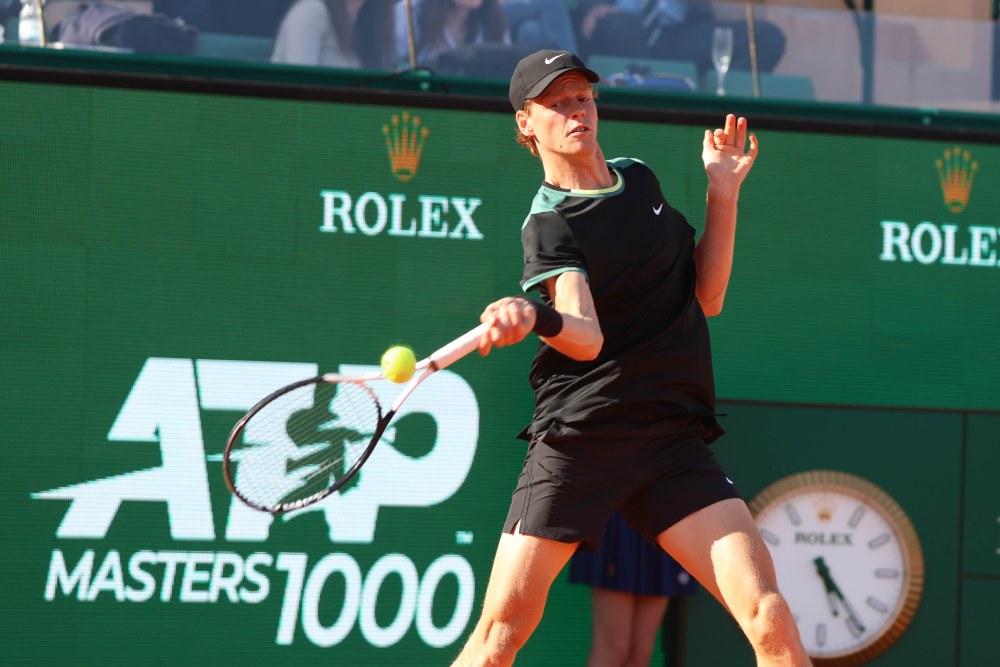 Sinner va veloce, battuto anche Struff: è ai quarti a Montecarlo