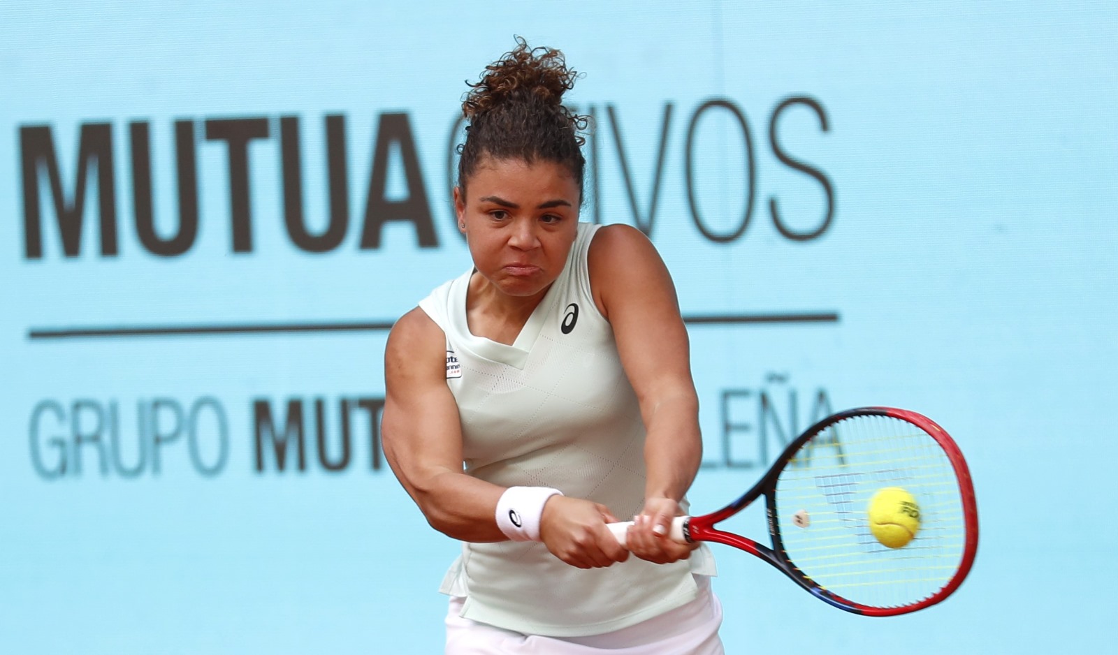 Jasmine Paolini conquista gli ottavi di finale a Madrid. Dominata la Garcia in due set