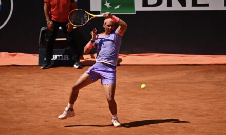 Tutti gli occhi sullo Chatrier: Djokovic, Alcaraz e Swiatek in tribuna per Nadal