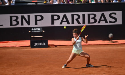 RG, cinque italiani al terzo turno: bene Paolini, out Zeppieri ed Errani