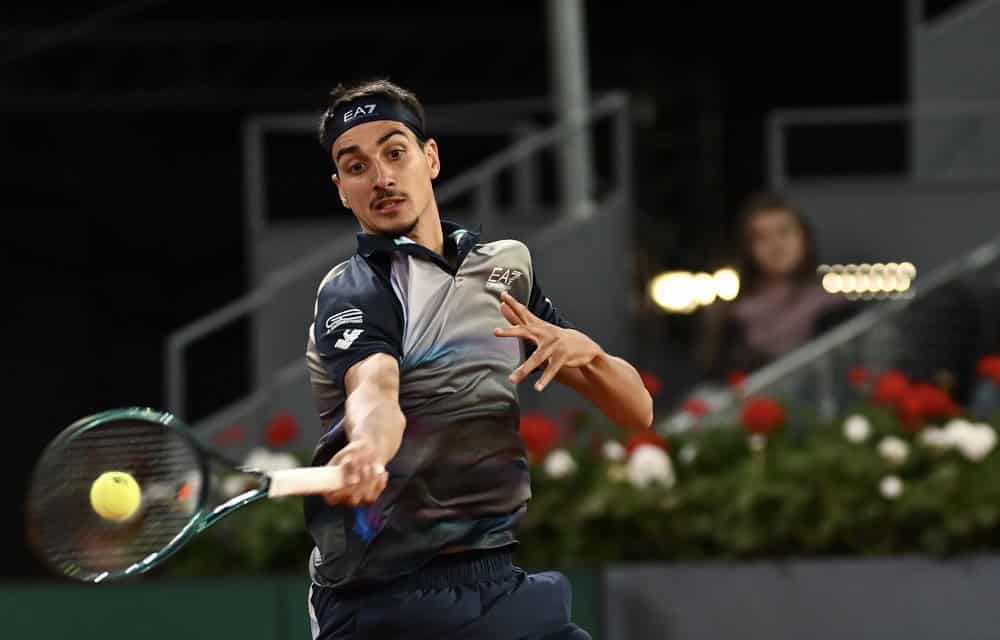 Roland Garros, Sonego avanza al secondo turno. Impresa sfiorata per Bronzetti