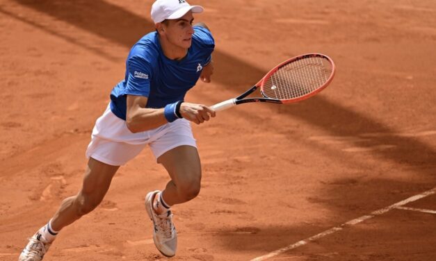 Arnaldi show contro Rublev: il set point spettacolare con cui ha chiuso il primo set