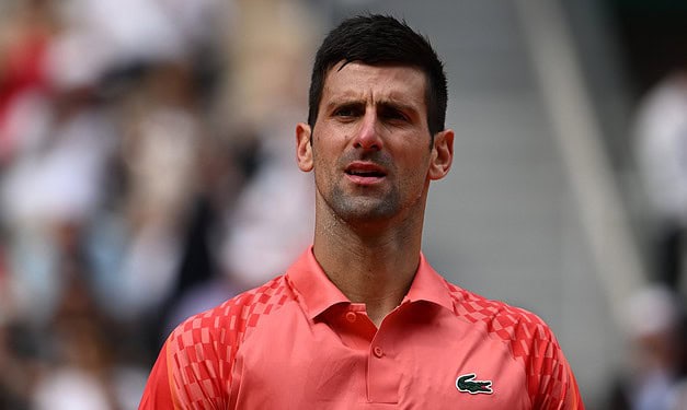 Novak Djokovic torna ad allenarsi a Belgrado, al suo fianco due vecchie conoscenze
