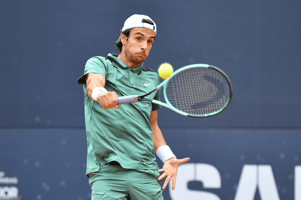 Challenger Cagliari, Musetti e Darderi ai quarti. Eliminato Sonego