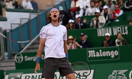 Andrey Rublev rinasce ed è campione a Madrid: rimontato Auger-Aliassime