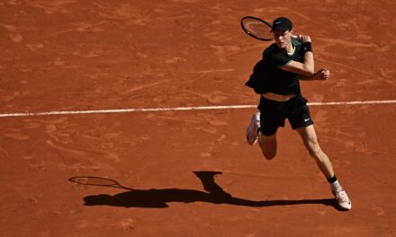 Roland Garros, Jannik Sinner è arrivato a Parigi (VIDEO)