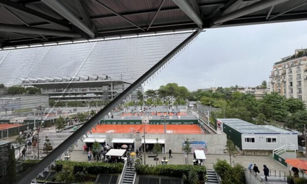 Dal clima alla cucina francese, all’anca di Jannik: diamo i voti al Roland Garros