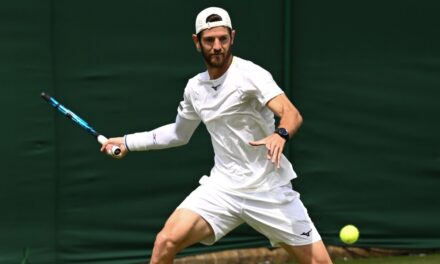Wimbledon, Vavassori cede alla stanchezza e a Harris. Peccato per Passaro. Un grande Napolitano rimonta Piros