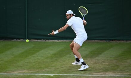 Boss Open, Matteo Berrettini conquista i quarti di finale. Sconfitto Shapovalov