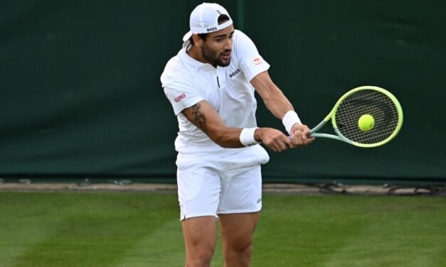 ATP 500 Halle, Berrettini supera Michelsen in due set