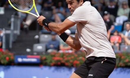 Matteo Berrettini torna nei quarti a Gstaad: sconfitto Galan in due set