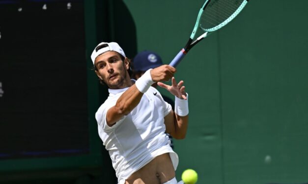 Lorenzo Musetti è negli ottavi di Wimbledon! Comesana sconfitto in quattro set