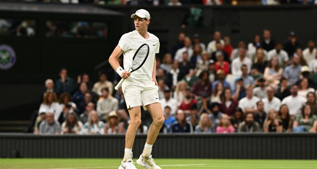 Jannik Sinner non fa sconti a Vukic: tre set a zero e terzo turno a Wimbledon