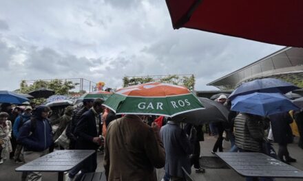 Olimpiadi, cancellato l’intero programma sui campi esterni causa pioggia