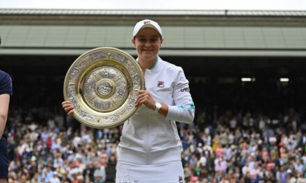 Wimbledon, Ash Barty torna a calcare i prati dell’All England Club