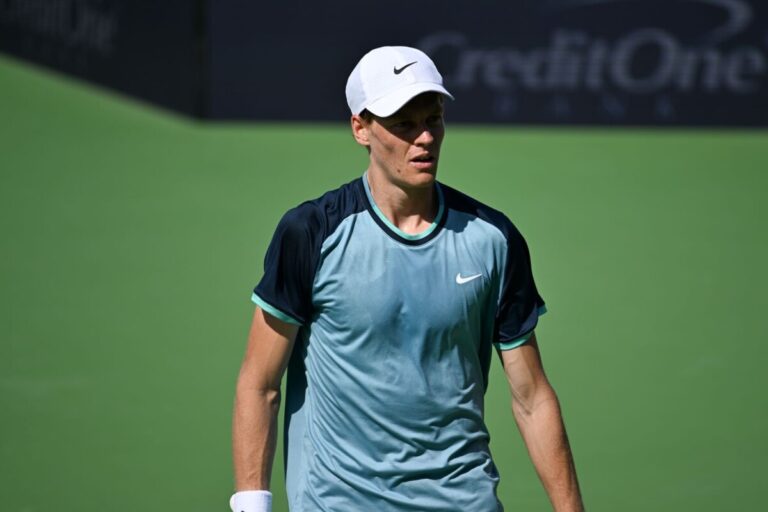 Sinner "Ho avuto forza mentale, condizioni difficili". Show con il punto in caduta Il Tennis