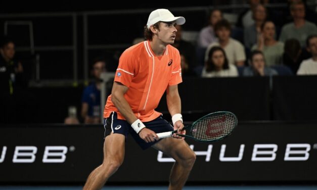 Parigi-Bercy: Dimitrov e De Minaur vincono e continuano a sognare Torino
