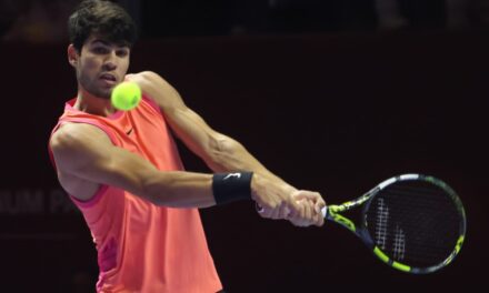 Six Kings Slam: Alcaraz supera Rune, affronterà Nadal in semifinale