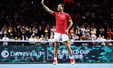 Nadal, lacrime ed emozione sullo Chatrier per un’ovazione da brividi