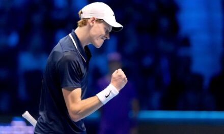 Jannik Sinner regola anche Taylor Fritz: semifinale alle Finals vicina