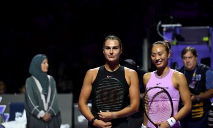 Zheng si accorge di aver perso… in ritardo