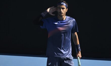Musetti incanta a Chengdu: il lob a superare Shevchenko è perfetto