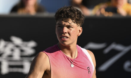Roland Garros, Sonego si illude, poi Shelton lo ribalta