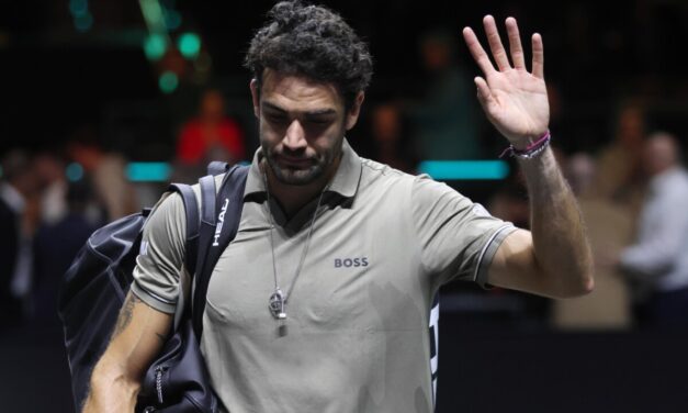 Rientro con sconfitta per Berrettini a Hangzhou, Sonego passa in rimonta a Chengdu