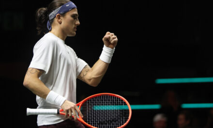 Shang lotta per oltre due ore, poi è costretto al ritiro: Bellucci avanza al secondo turno agli US Open