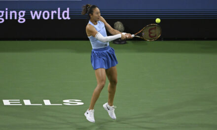 Zheng, la nuova “cattiva” del circuito: cosa ha fatto durante il warm up con Kostyuk