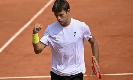 Semifinale ad Amburgo per Flavio Cobolli: sconfitto Bautista in due set