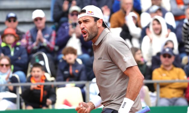 Matteo Berrettini torna nel Principato e prenota la sfida con Zverev: sconfitto Navone in due set