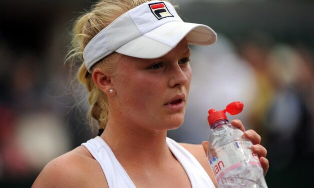 Harriet Dart e l’insolita richiesta al giudice di sedia: “Puoi dire a lei di usare il deodorante?”