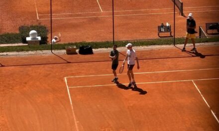 Sinner già in palla al Country Club (VIDEO)