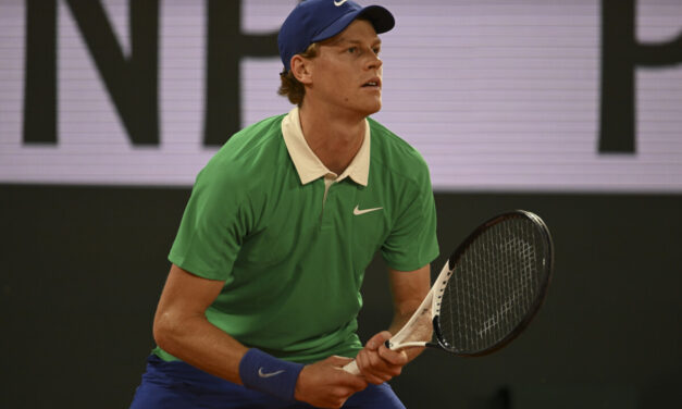 Jannik Sinner supera Rinderknech al Roland Garros: gli highlights del match