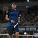 De Jong soprende Wawrinka, lo svizzero saluta Parigi: gli highlights del match (VIDEO)