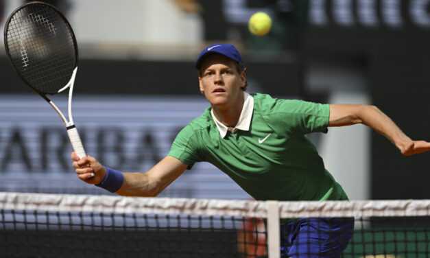 Roland Garros, l’entry list: Sinner guida una pattuglia di 9 italiani, c’è anche Rune