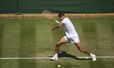 Flavio Cobolli fa la voce grossa a Wimbledon: vittoria su Mensik e ottavi di finale conquistati