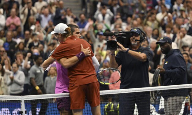 Alcaraz: “Sono certo che Sinner cambierà qualcosa dopo la finale persa agli US Open”