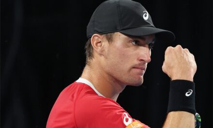 Collignon eroico: batte Vukic in rimonta e porta il Belgio a Bologna. Australia battuta 3-2