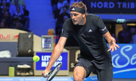 Musetti si infrange contro il muro di Zverev: il tedesco è in finale a Vienna
