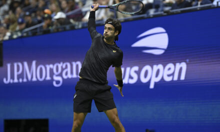 ATP Shanghai – Musetti vince il derby contro uno stoico Darderi, agli ottavi lo aspetta Auger-Aliassime